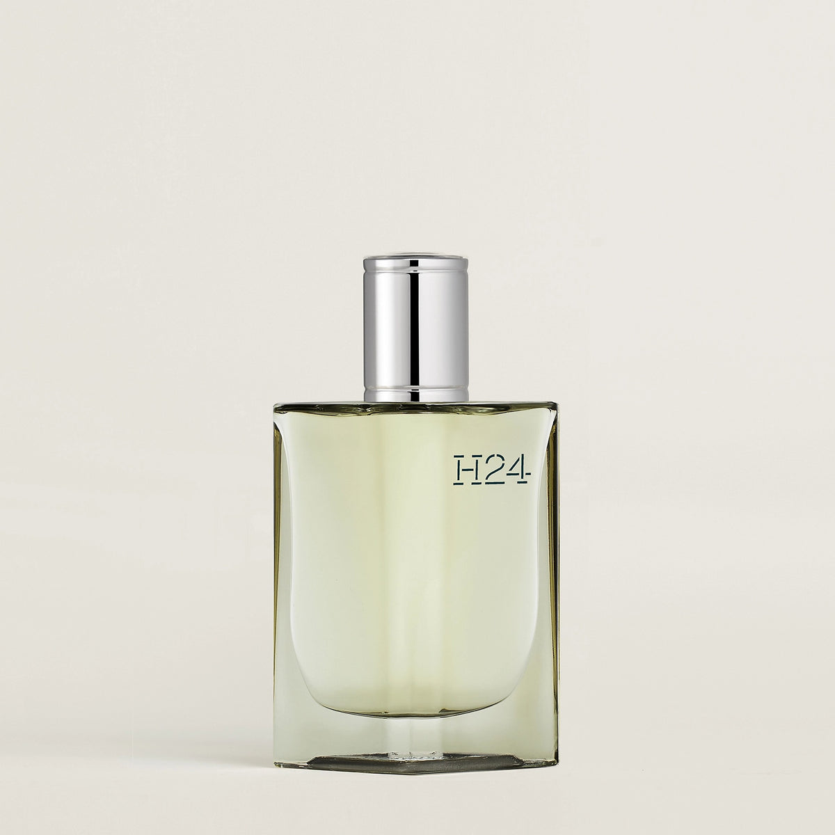 h24-eau-de-parfum - 109329V0-worn-2-0-0-2000-2000-q99_g
