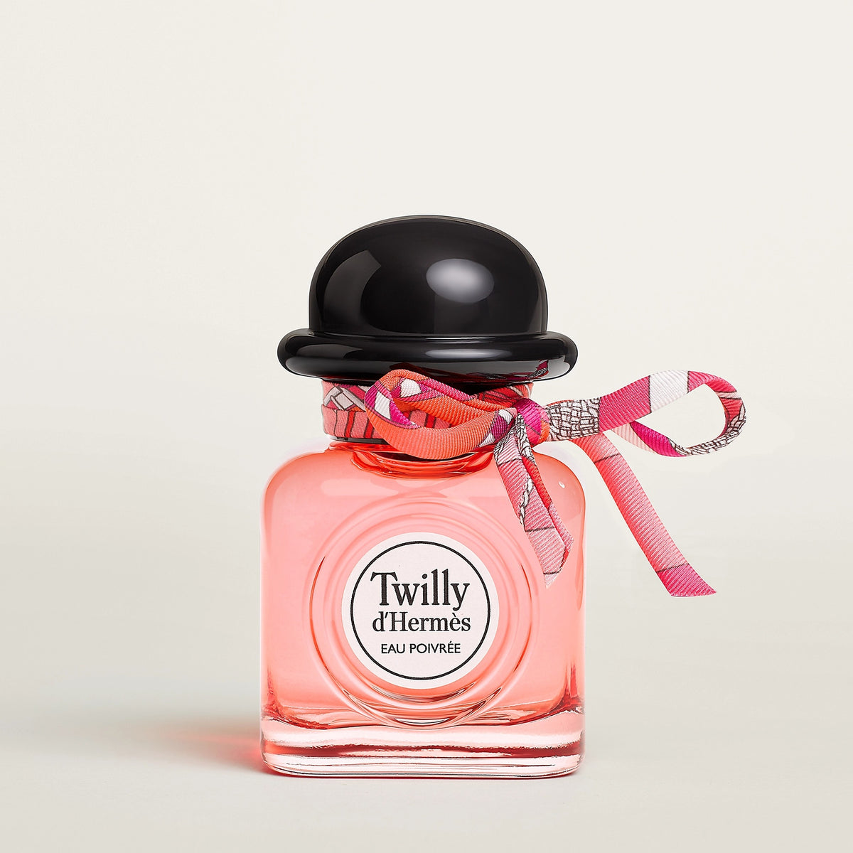 twilly-d-hermes-eau-poivree-eau-de-parfum - 107175V0-worn-2-0-0-2000-2000-q99_g.jpg