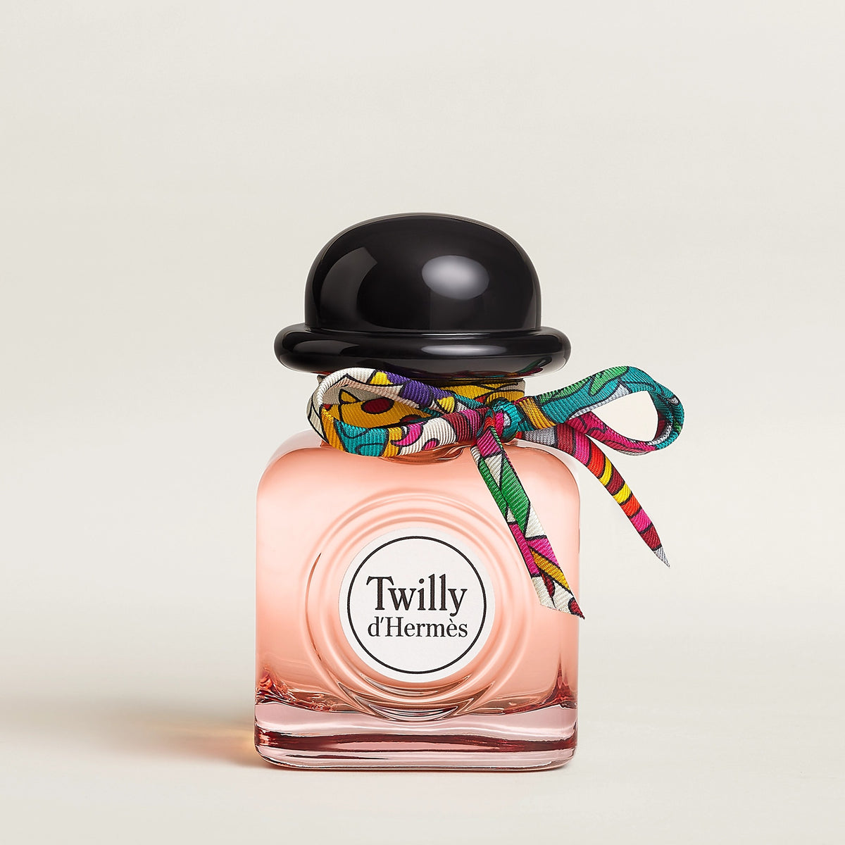 twilly-d-hermes-eau-de-parfum - 107265V0-worn-2-0-0-2000-2000-q99_g.jpg