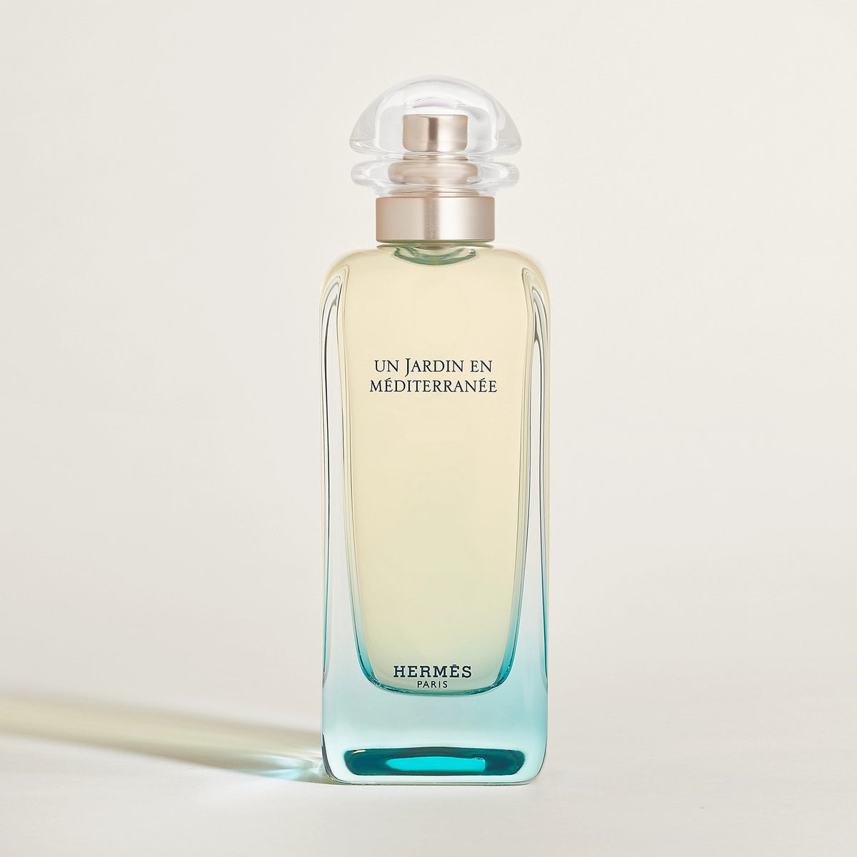 un-jardin-en-mediterranee-eau-de-toilette - 712650.1-worn-2-0-0-2000-2000-q99_g.jpg